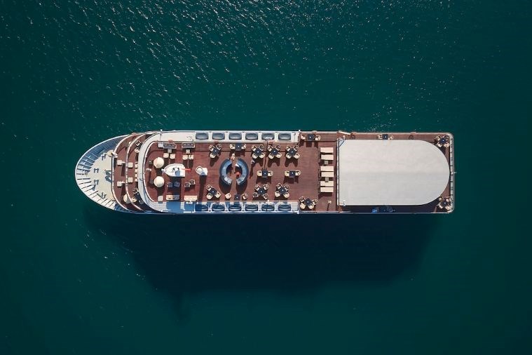 Du Thuyền Paradise Elegance Hạ Long